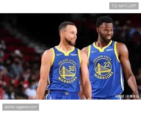 威金斯比上季更专注无球跑位为库里制造空位