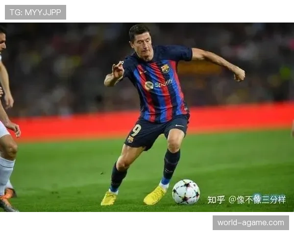 伊萨克为何被称为“最像边锋的中锋”？解析其无球跑位与持球推进优势