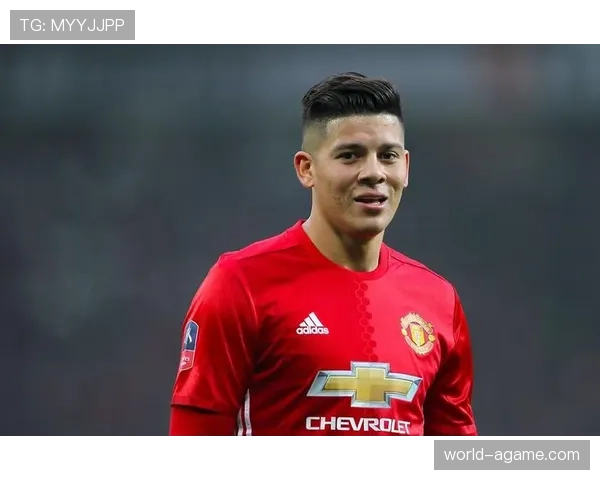 曼联的问题，不是重建太慢，而是方向不清